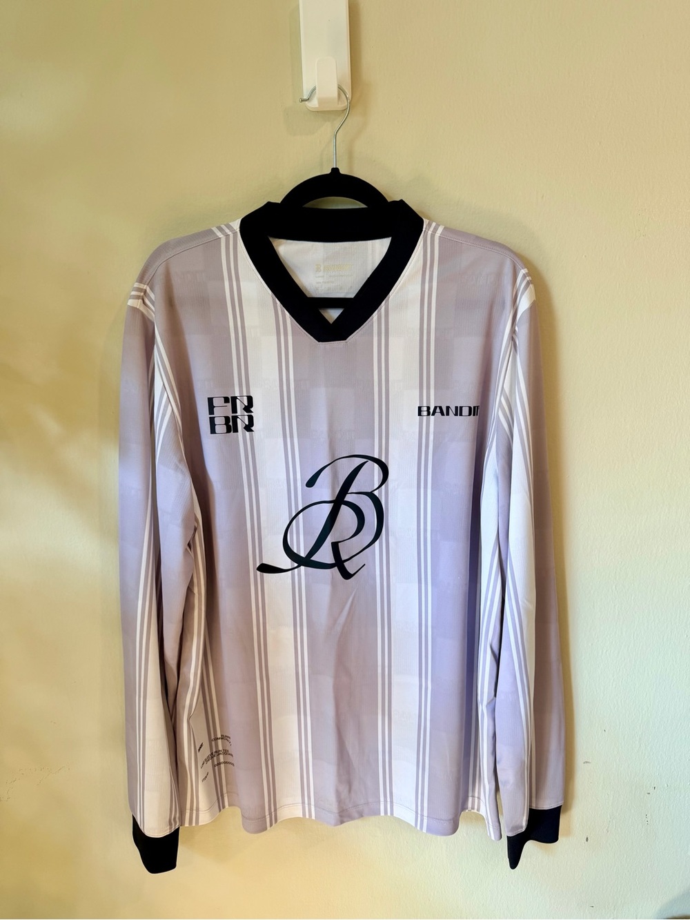 Bandit Pinny Mesh Collard Long Sleeve Tee